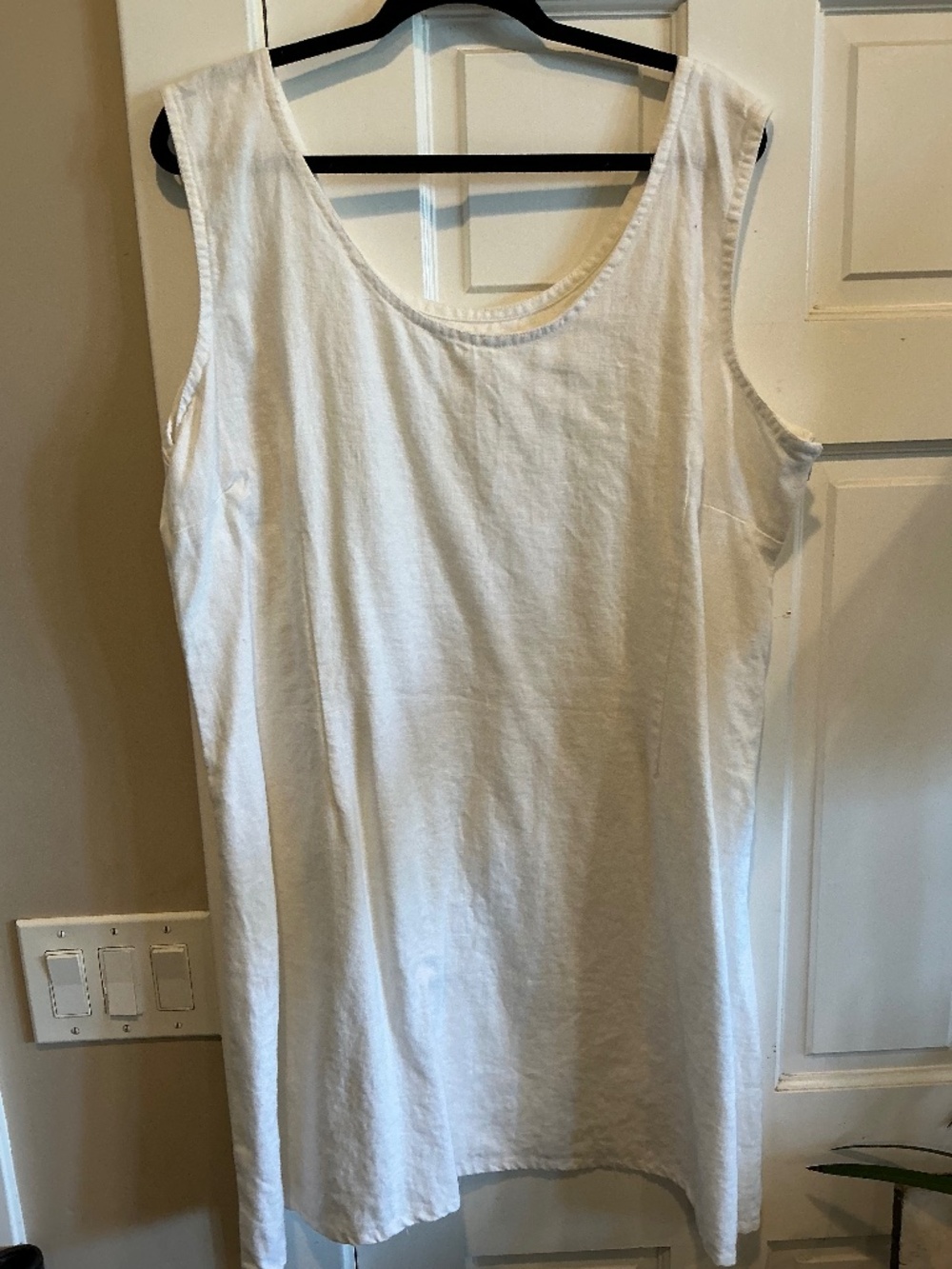 Linen tank top dress in pure white. Great summer piece!